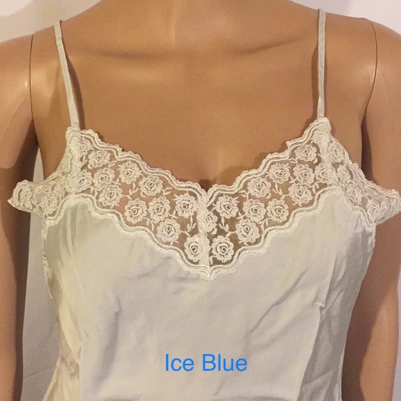 QUEENTEX Tops - NWOT 100% Silk Lace Cami